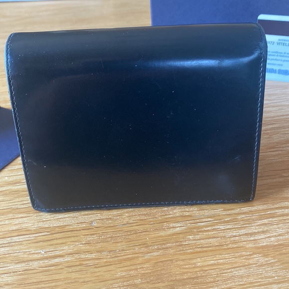 Prada Black Wallet with credit card holder, change purse and billfold. - Picture 6 of 7
